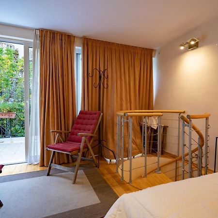 Acropolis Metro St.3 Bedrοοms 6 Persons Maisonette Atény Exteriér fotografie