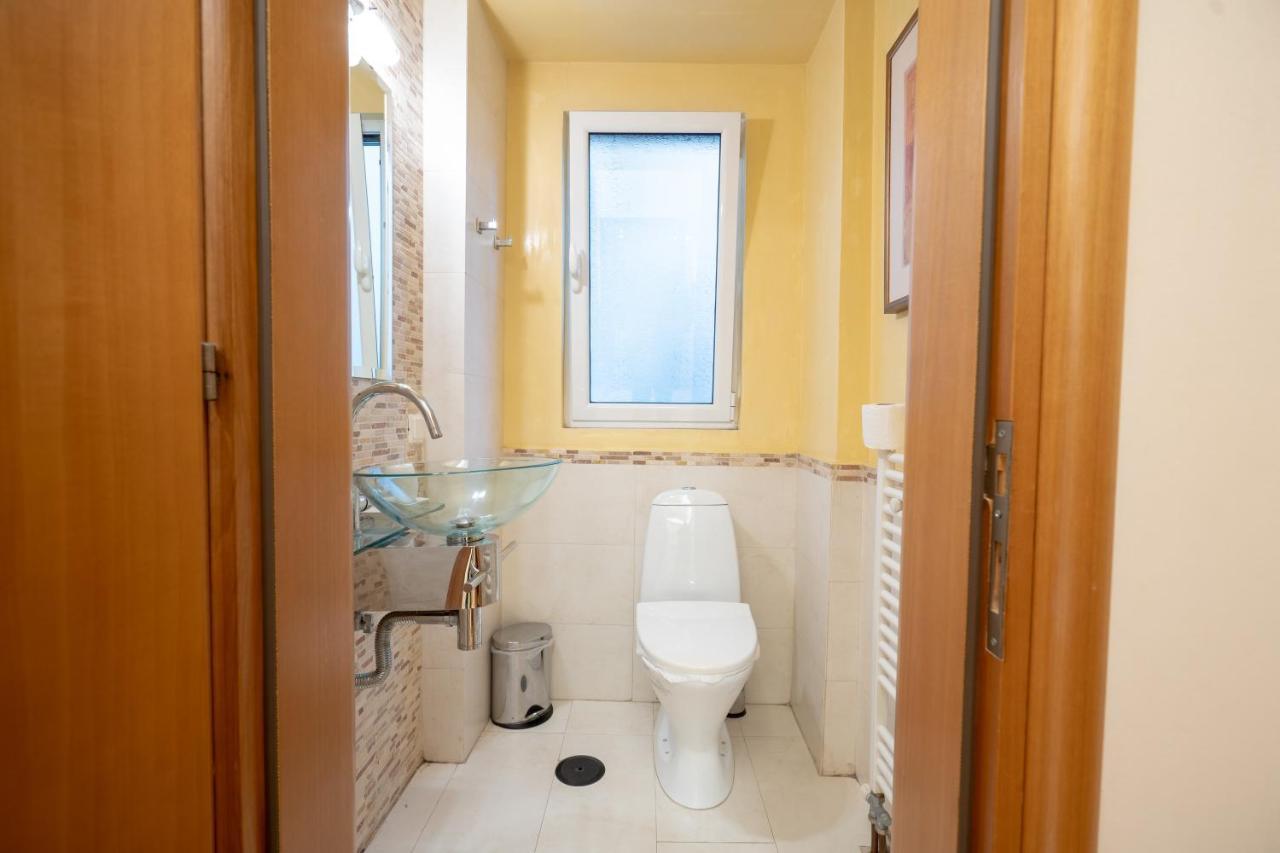 Acropolis Metro St.3 Bedrοοms 6 Persons Maisonette Atény Exteriér fotografie
