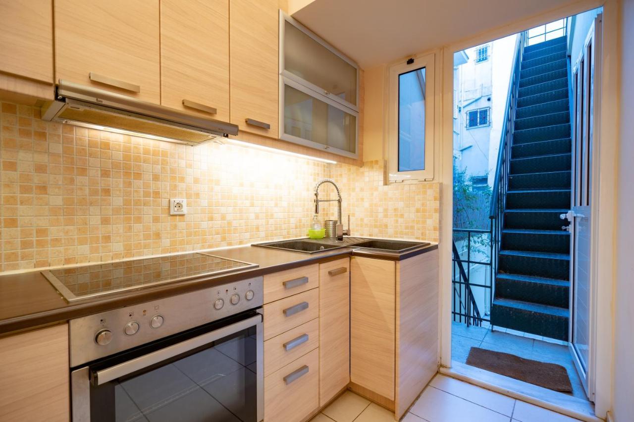 Acropolis Metro St.3 Bedrοοms 6 Persons Maisonette Atény Exteriér fotografie