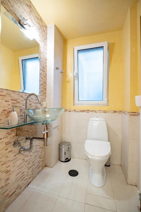 Acropolis Metro St.3 Bedrοοms 6 Persons Maisonette Atény Exteriér fotografie