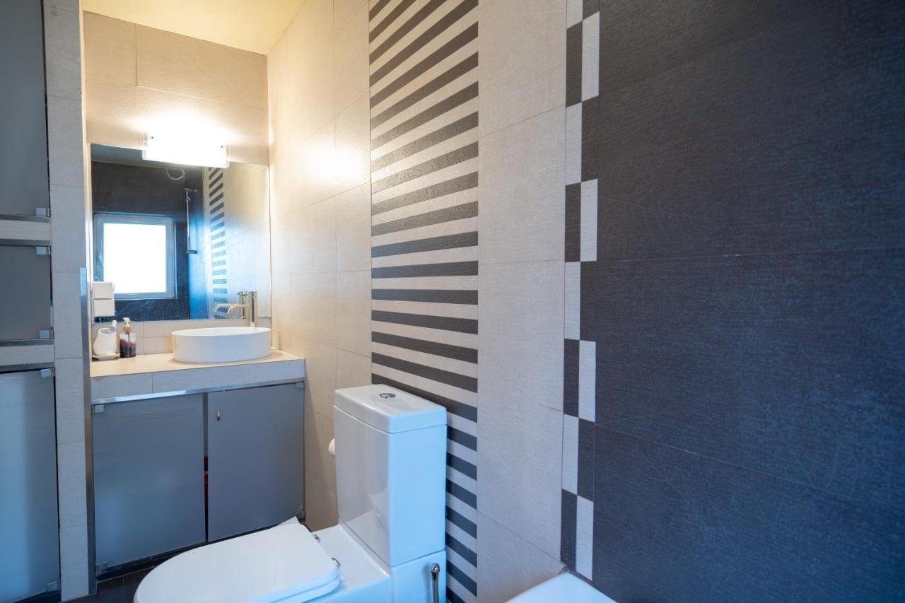 Acropolis Metro St.3 Bedrοοms 6 Persons Maisonette Atény Exteriér fotografie